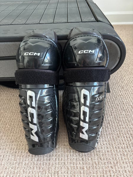 Junior CCM 12" Shin Pads (New)