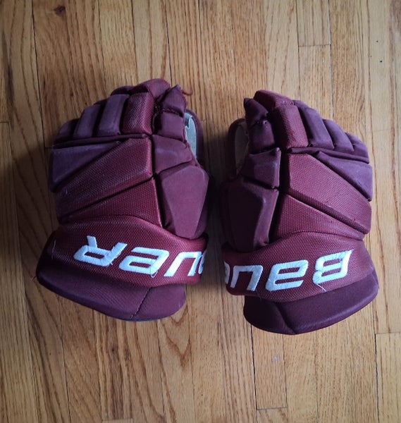 Bauer Vapor Team maroon hockey player Gloves 13" (Used)