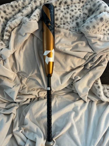2022 DeMarini Zoa Composite USSSA Certified Bat (-10) 20 oz 30" (Used)