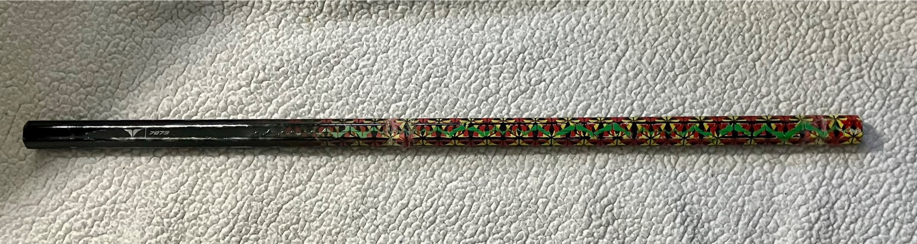 Brine swizzbeat rastabeat 7075 alloy limited edition men’s lacrosse shaft attack/midfield length