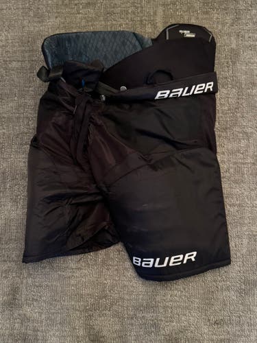 Intermediate Medium Bauer Bauer x Hockey Pants (Used)