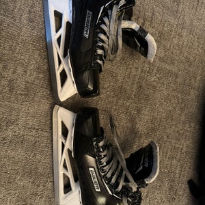 Bauer Supreme S29 Hockey Goalie Skates Extra Wide Width Size 4.5 (Used)