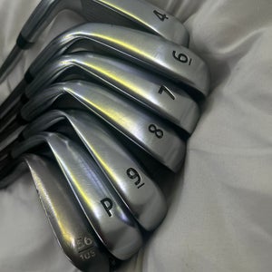 Takomo 101’s Right Handed Iron Set Regular Flex
SteelShaft(Slightly Used)*Callaway Jaws Raw Included