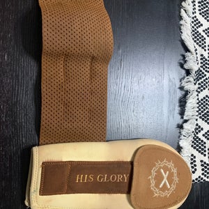 His Glory Bible Sliding Mitt (Used)