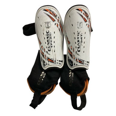 Used Classic Sports Soccer Shin Guards Junior White MD 11406-S000105837