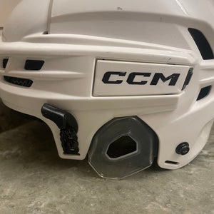 Large CCM Tacks 910 Helmet (Used)