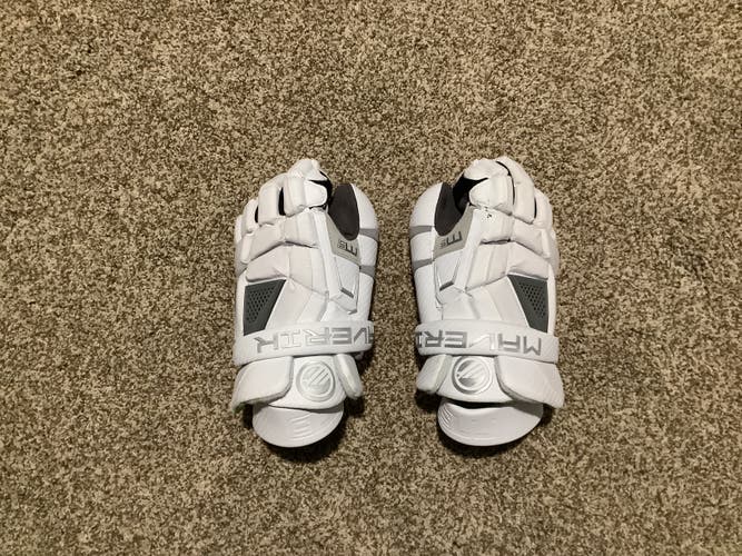 Large Maverik M5 Goalie Gloves