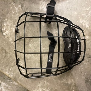Medium Bauer True Vision Full Cage (New)