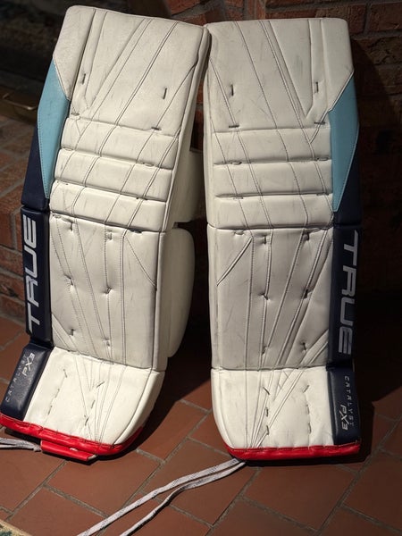 35" 2023 True Catalyst PX3 Goalie Leg Pads Pro Stock (Used)