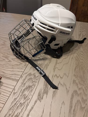 Medium Bauer IMS 5.0 Helmet (New)