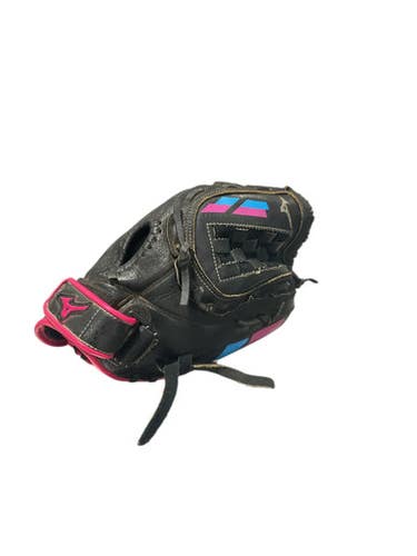 Used Mizuno FINCH FAST PITCH BB/SB Glove RH Throw Black 11" 11834-S000041988