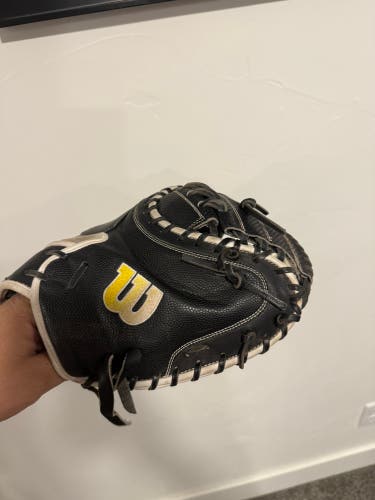Wilson A2000® SCM1DSS 33.5” Black Baseball Catcher’s Mitt used