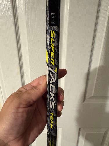 Senior CCM Super Tacks Team Right Handed Hockey Stick P28 (Used)