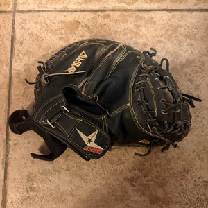 All Star RH Catcher's CM3000 Baseball Glove 33.5" (Used)