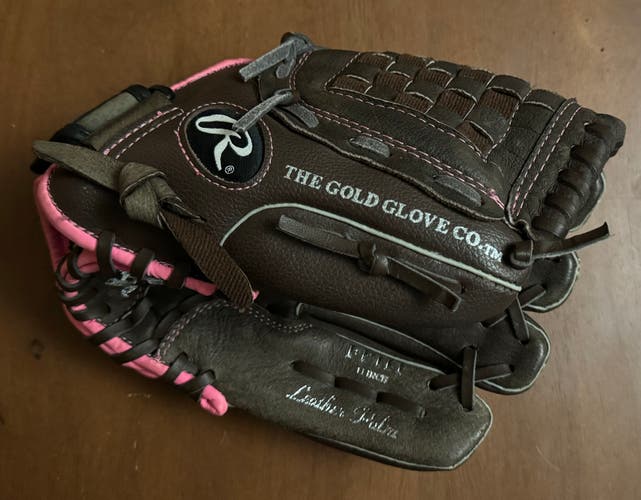 Rawlings RH FP11T Softball Glove 11" (Used)