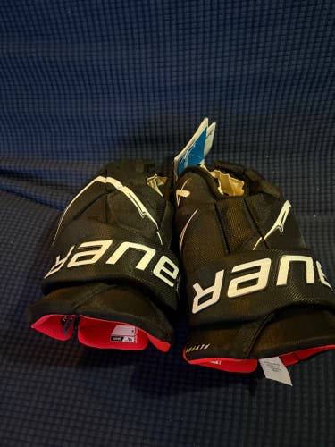 Bauer Vapor Flypro Gloves 14" (New)