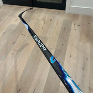 Intermediate Bauer Vapor FlyLite Left Hand Hockey Stick P92 (New)