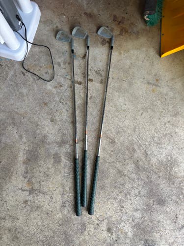 Men's Left Hand Iron Set (Used)
