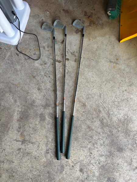Men's Left Hand Iron Set (Used)