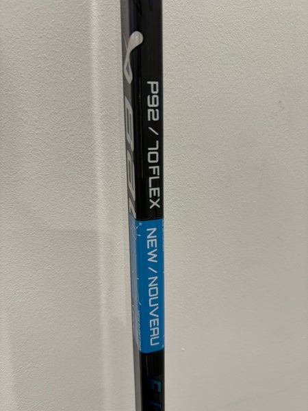 Senior Bauer Vapor FlyLite Hockey Stick (New) Left, P92, 70 Flex