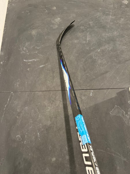 Senior Bauer Vapor FlyLite Hockey Stick (New) Left, P92, 70 Flex