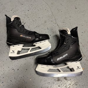 2024 Bauer Supreme Shadow Hockey Skates Regular Width Size 4.5 (Used)