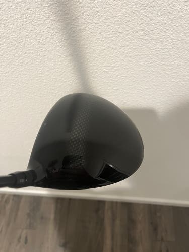 USED Kirkland Signature Right Handed Driver Stiff Flex 10.5 Loft