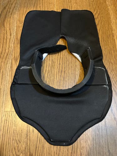 Passau Hockey Goalie Roughneck Neck-guard (Used)