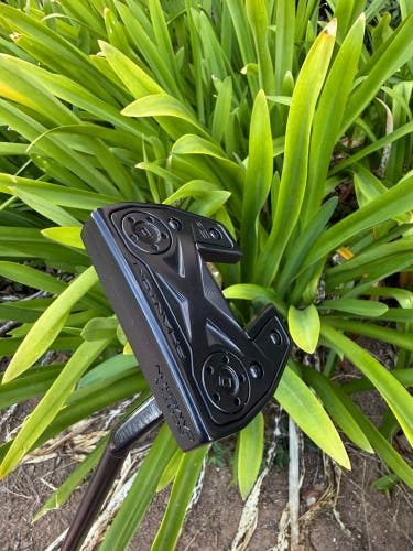 LH Custom Blackout Titleist Scotty Cameron Phantom x5.5 Putter - Upgraded Shaft and Grip