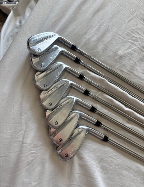 TaylorMade P-790  Iron Set