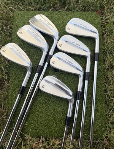 TaylorMade P-790 Right Handed Iron Set Stiff Flex 7 Pieces Steel Shaft
