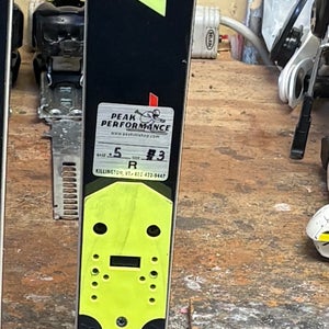 Men's 2022 Racing Fischer RC4 World Cup SL Skis With Bindings Max Din 17 (Used)