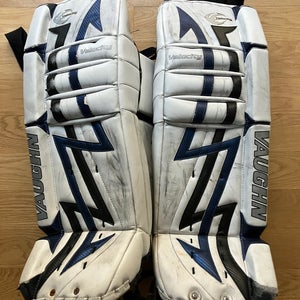 30" Vaughn Velocity 7200 Goalie Leg Pads (Used)