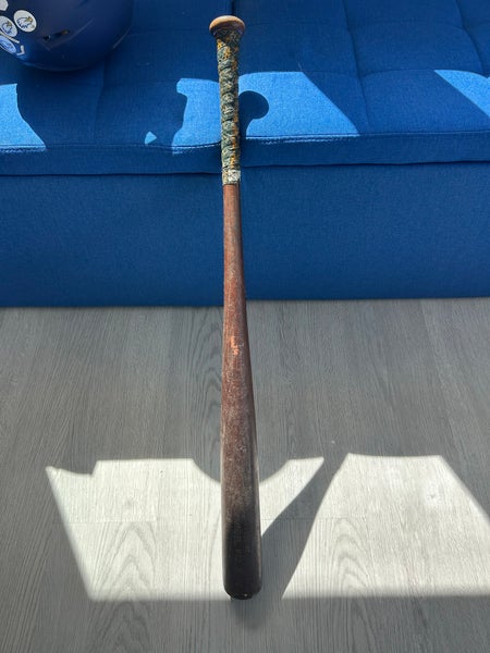 Louisville Slugger Genuine Wood Bat (-3) 29 oz 32" (Used)