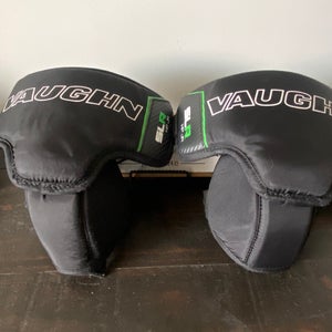 Vaughn Jr. SLR knee pads (Used)