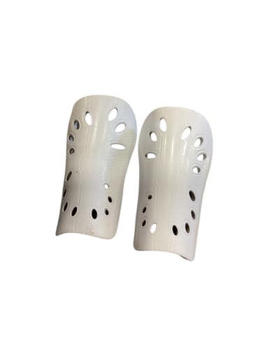 Used Soccer Shin Guards Youth White XS 11884-S000054672