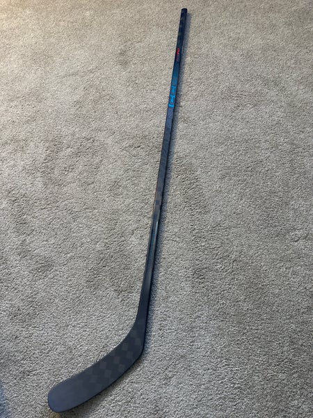 Senior CCM Vizion 70 flex Right Handed Hockey Stick P29+1/4 (New)
