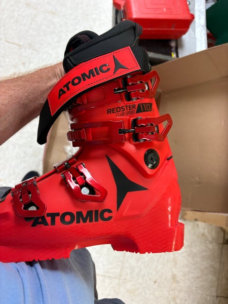 Atomic Redster Club Sport 110  Size 23/23.5