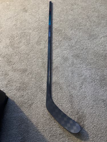 Intermediate CCM Vizion 55 flex Left Handed Hockey Stick P29+1/4 (New)