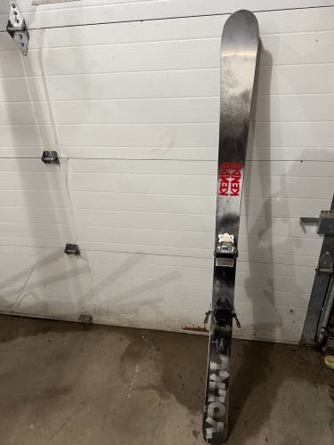Men's Volkl Kendo 170 cm All Mountain Skis Without Bindings (Used)