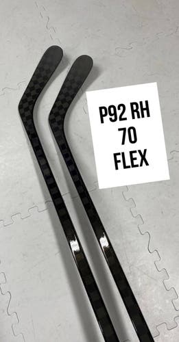Senior(2x)Right P92 70 Flex ProBlackStock™ Unbranded Blackouts Pro Stock Nexus Hockey Sticks