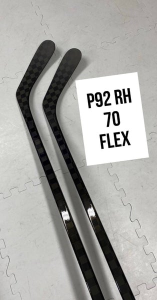 Senior(2x)Right P92 70 Flex ProBlackStock™ Unbranded Blackouts Pro Stock Nexus Hockey Sticks