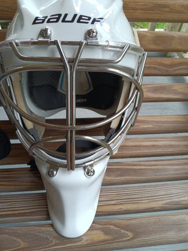 Senior Large Bauer Profile 950 Goalie Mask