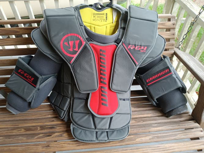 Large Warrior Ritual G4 Goalie Chest Protector - Senior (Used)