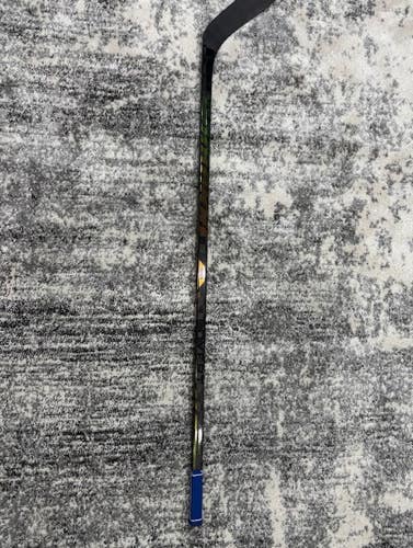 Intermediate Warrior Covert QR6 pro Right Handed Hockey Stick (New)