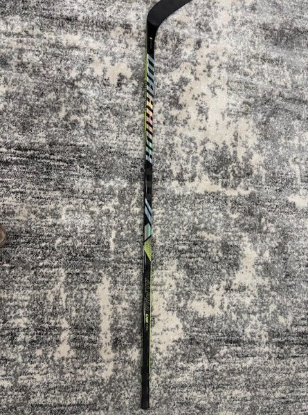 Intermediate Warrior Alpha LX2 Right Handed Hockey Stick (New)