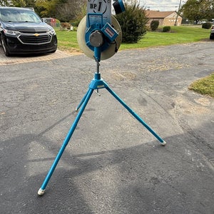 Jugs pb1 pitching machine