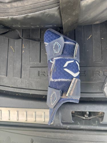 Blue Senior EvoShield Elbow Protection (Used)