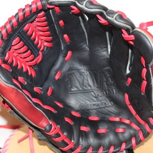 Mizuno RH Pitcher's MVP Prime Baseball Glove 11.75" (Used)