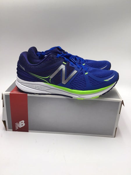 Blue Men's New Balance Shoes (New)
